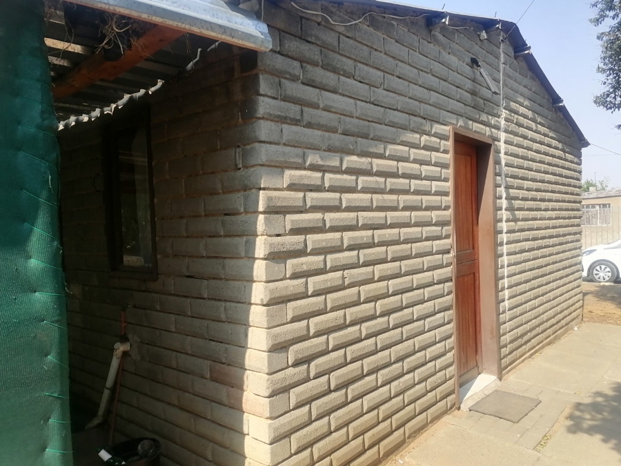  Bedroom Property for Sale in Rocklands Free State